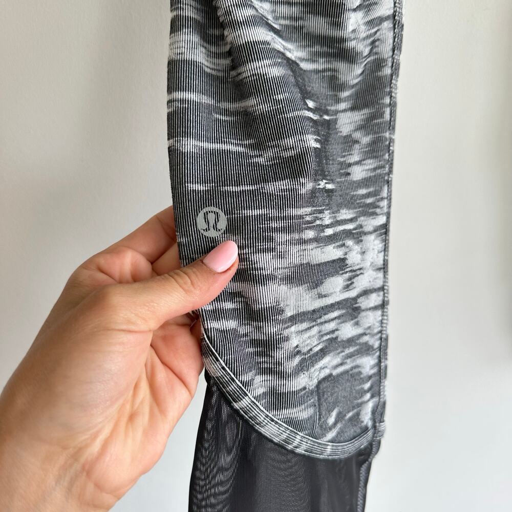 Lululemon Beat The Heat Tight Mesh Leggings Gray Jacquard 8 - Picture 10 of 11